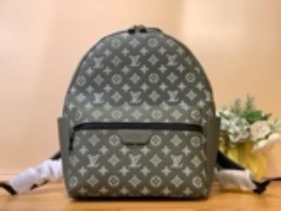 wholesale quality louis vuitton discovery backpack army green m12463